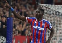 Crystal Palace negocia renovação de Ismaïla Sarr após interesse de Liverpool e Galatasaray