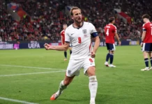 Quantos jogadores chegaram a 100 gols por suas seleções e quanto falta para Harry Kane?