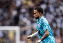Atlético-MG x Santos: Neymar é dúvida após retorno e gramado sintético pode tirá-lo do jogo