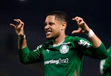 Vitor Roque segue sem treinar e Palmeiras prepara alternativas para enfrentar o Fluminense